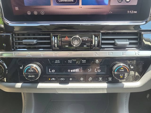 New 2026 Nissan Pathfinder SL w/ SL Premium Package AWD/4WD image 17