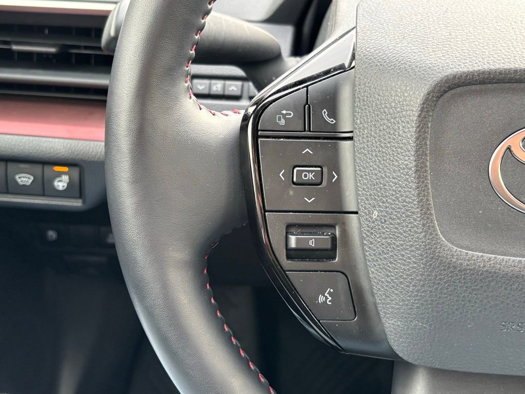 Used 2025 Toyota Prius Plug-In Hybrid image 14