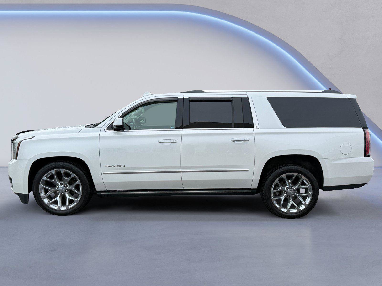 Used 2019 GMC Yukon XL Denali w/ Denali Ultimate Package AWD/4WD image 6