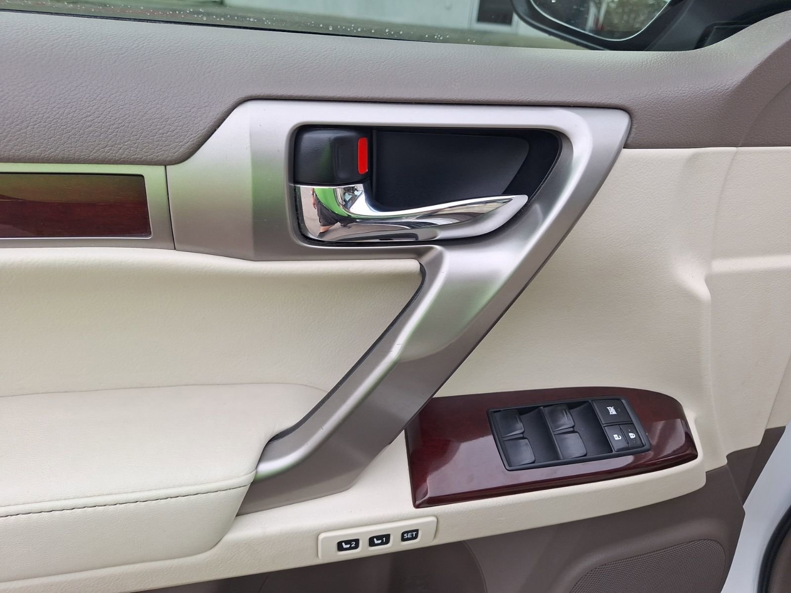 Used 2016 Lexus GX 460 Luxury image 16