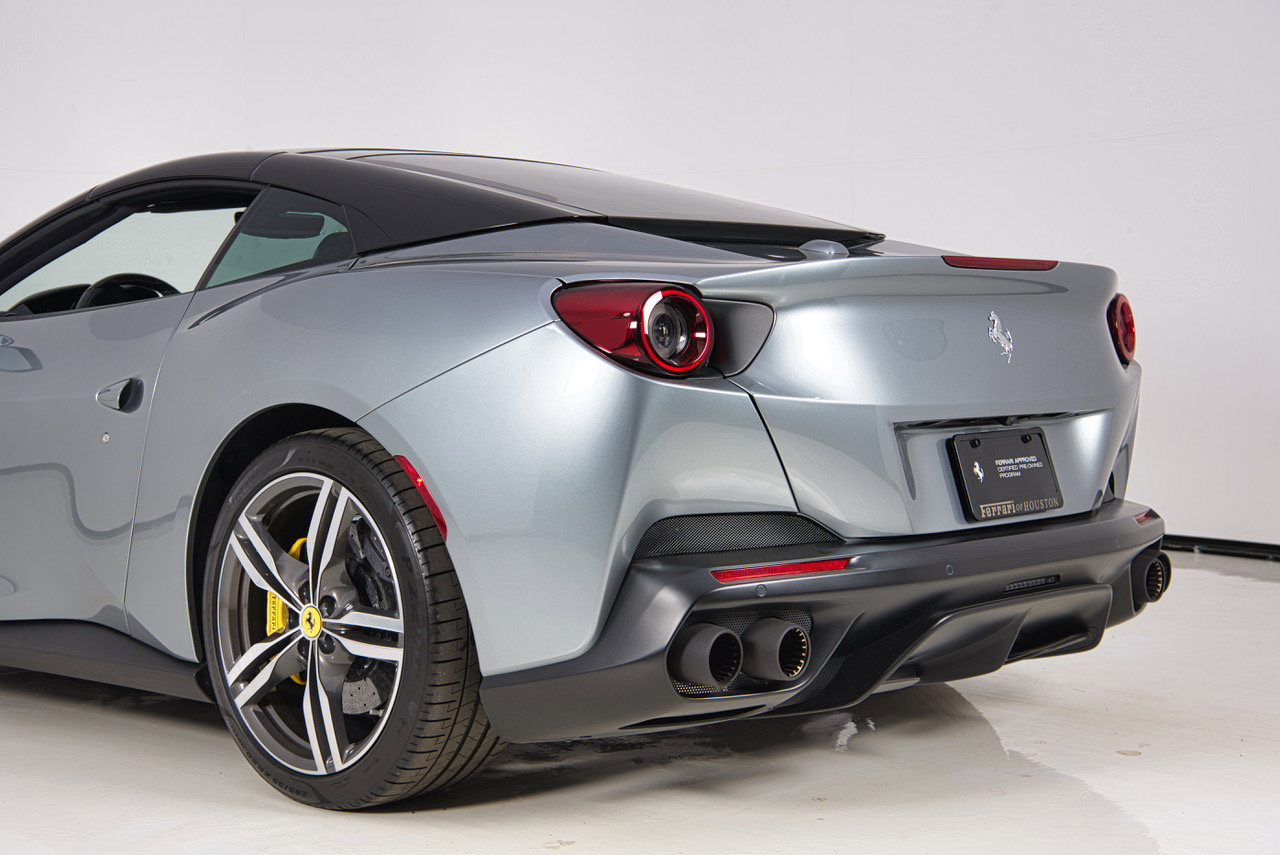 Certified 2019 Ferrari Portofino image 29