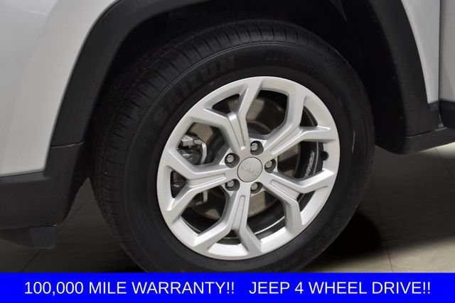 Used 2024 Jeep Compass Latitude AWD/4WD image 34