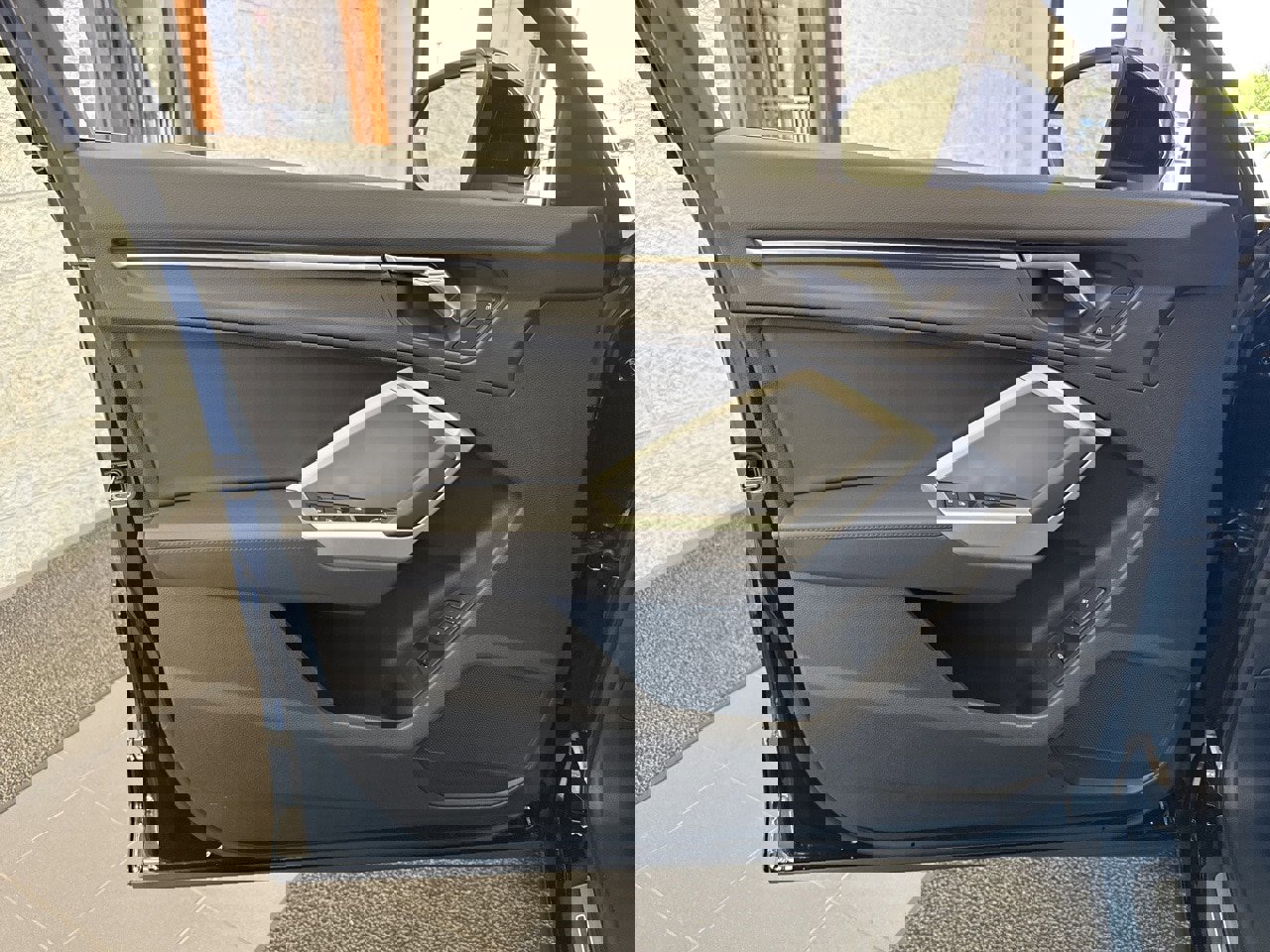 New 2025 Audi Q3 2.0T Premium image 38