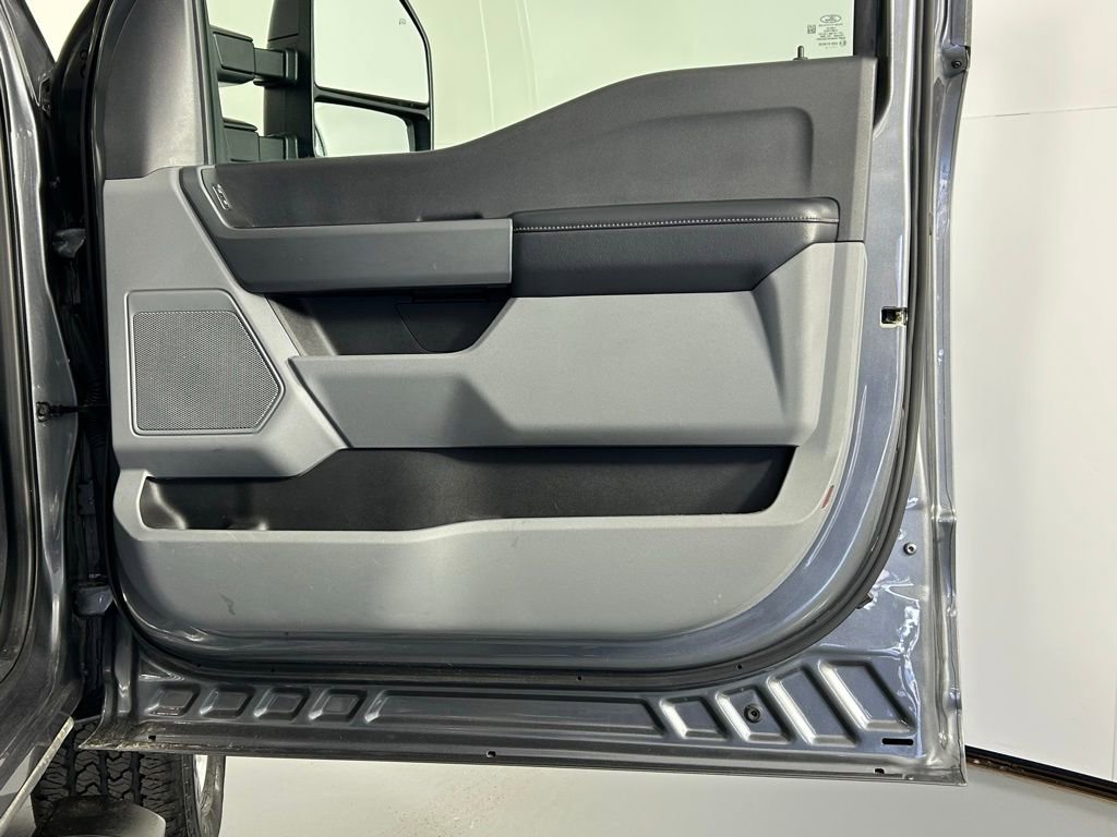 Used 2024 Ford F250 XLT image 9