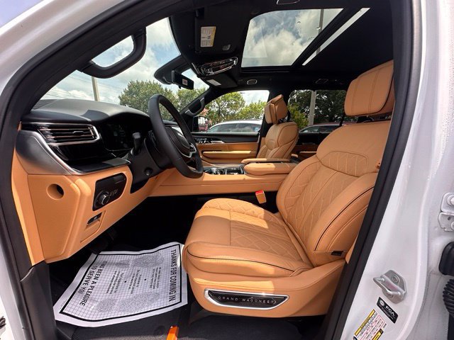 New 2026 Jeep Grand Wagoneer L Summit AWD/4WD image 23