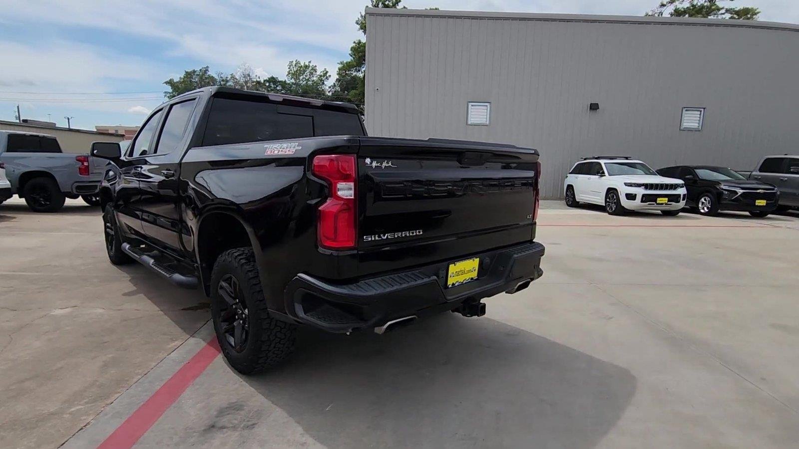 Certified 2019 Chevrolet Silverado 1500 LT Trail Boss AWD/4WD image 7