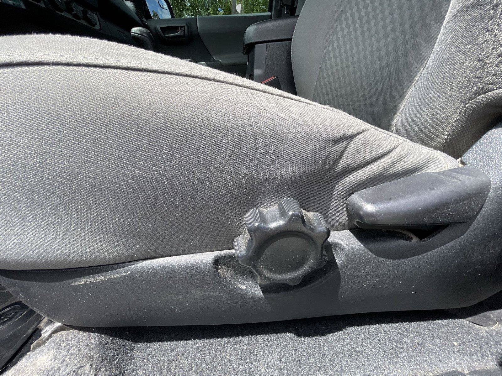 Used 2021 Toyota Tacoma SR AWD/4WD image 13