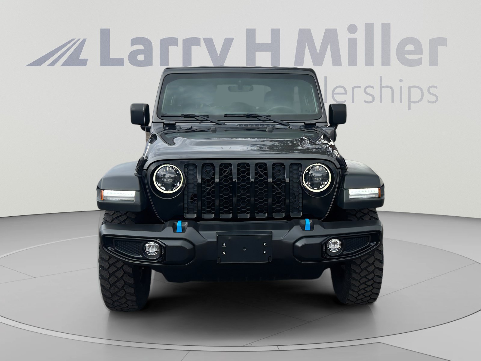 Used 2023 Jeep Wrangler Unlimited w/ 8.4" Radio Group AWD/4WD image 8