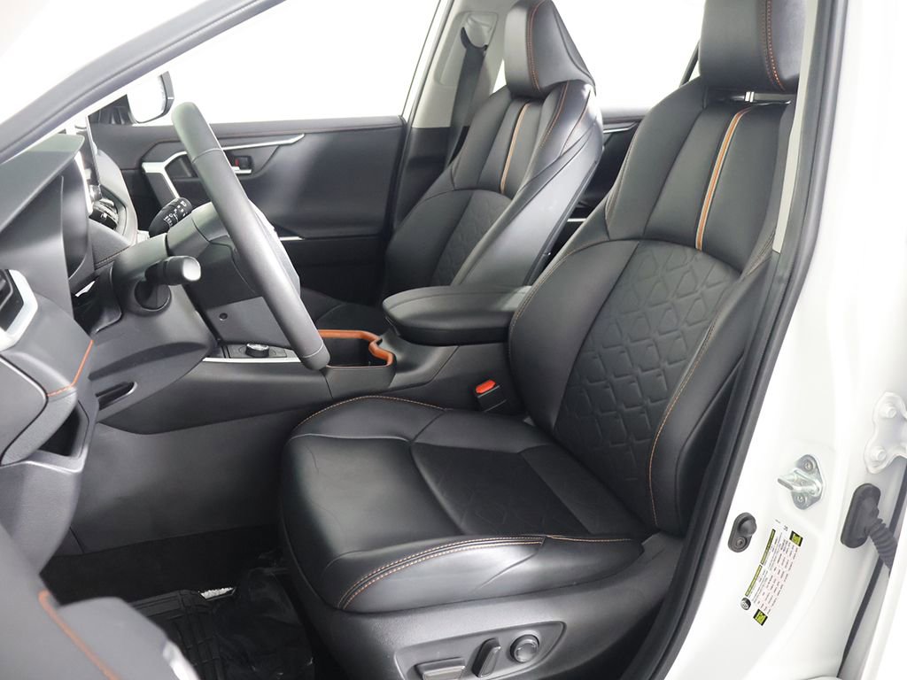 Used 2024 Toyota RAV4 Adventure image 26