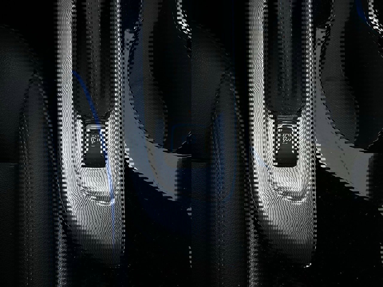 Used 2025 Buick Envista Sport Touring image 20