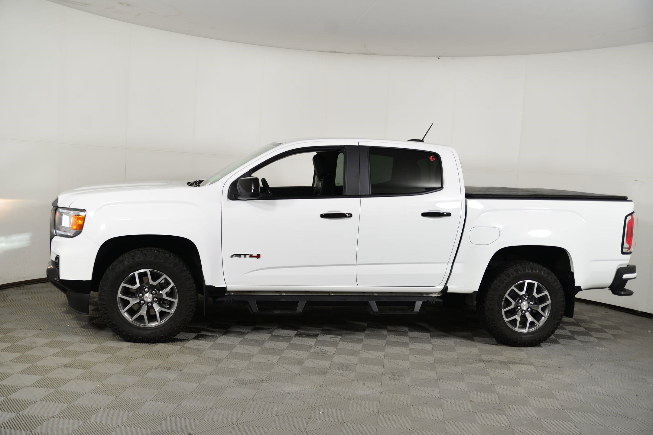 Used 2022 GMC Canyon AT4 w/ Trailering Package image 2