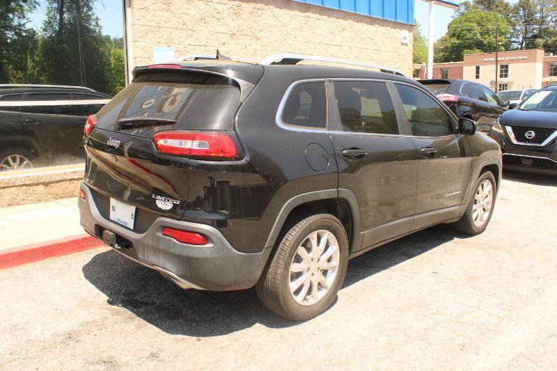 Used 2016 Jeep Cherokee Limited w/ Trailer Tow Group FWD image 6