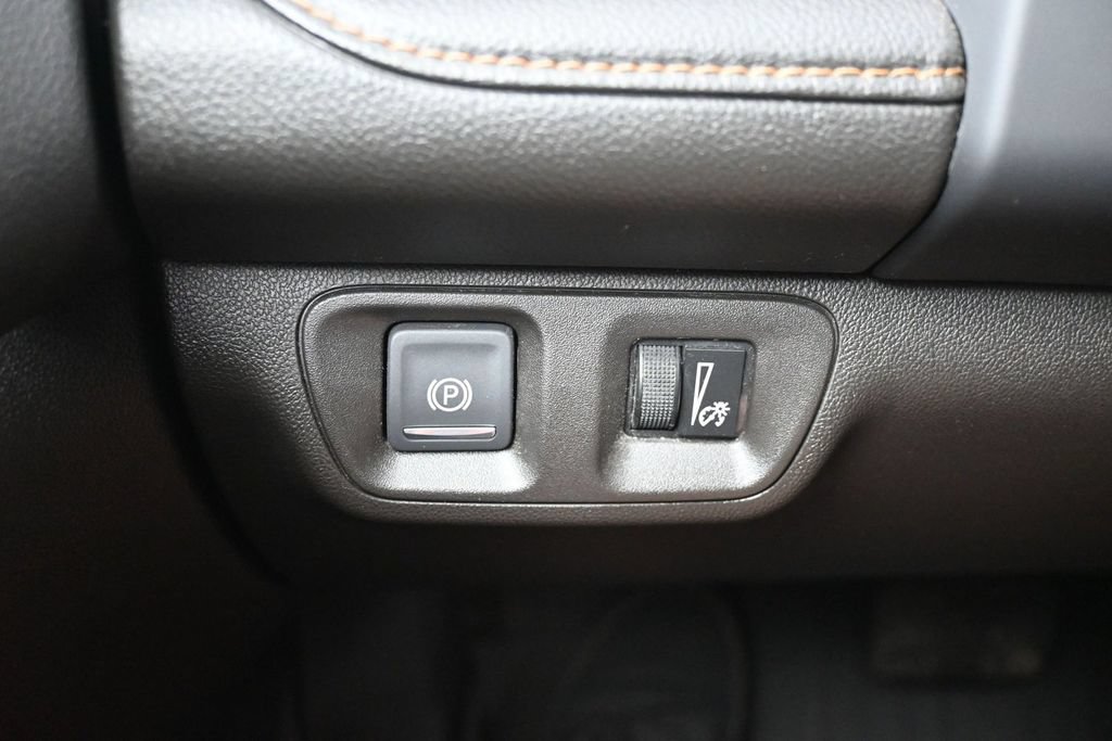 Used 2023 GMC Acadia AT4 w/ Preferred Package AWD/4WD image 17