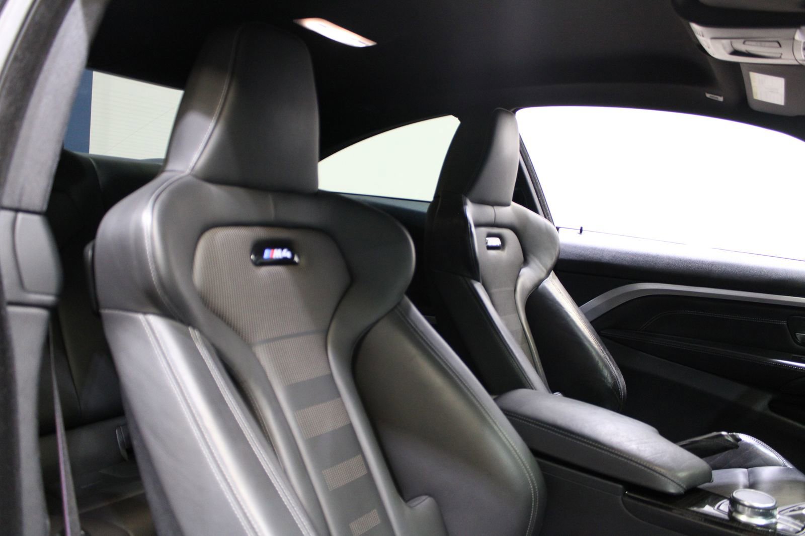 Used 2018 BMW M4 Coupe RWD image 18