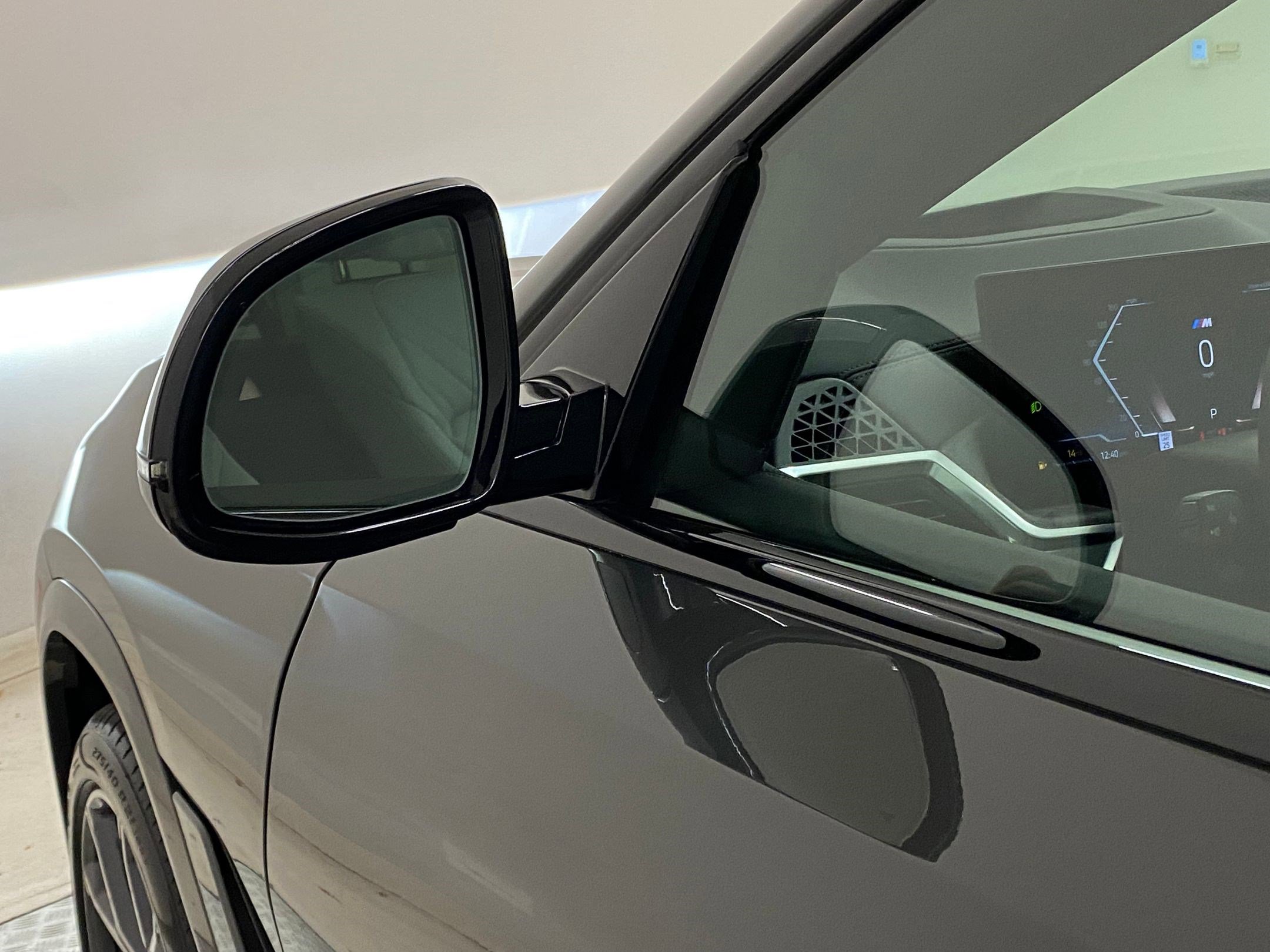 New 2026 BMW X6 xDrive40i w/ Climate Comfort Package image 22