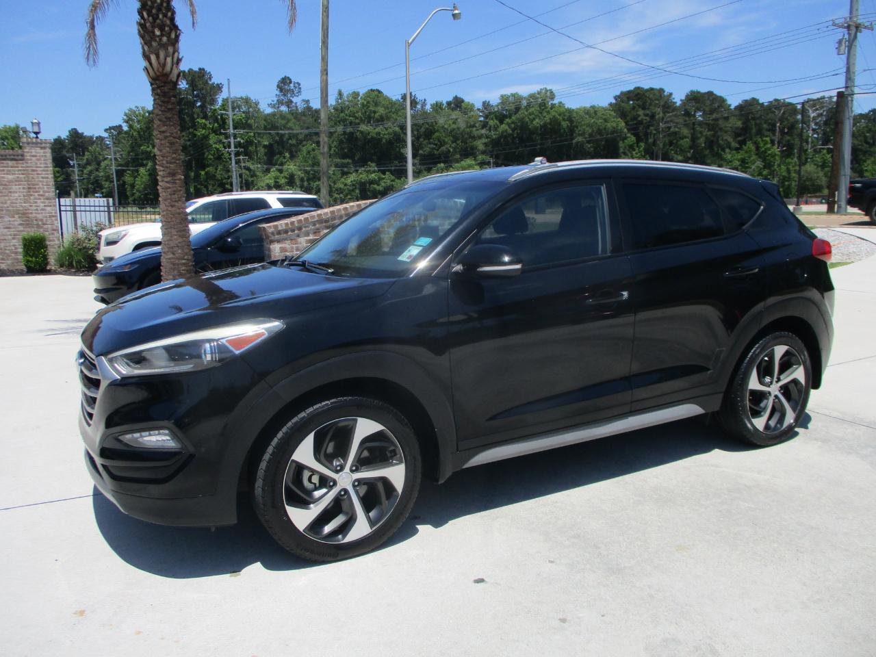 Used 2018 Hyundai Tucson Sport FWD image 3