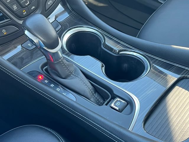 Used 2020 Buick Envision Essence AWD/4WD image 28