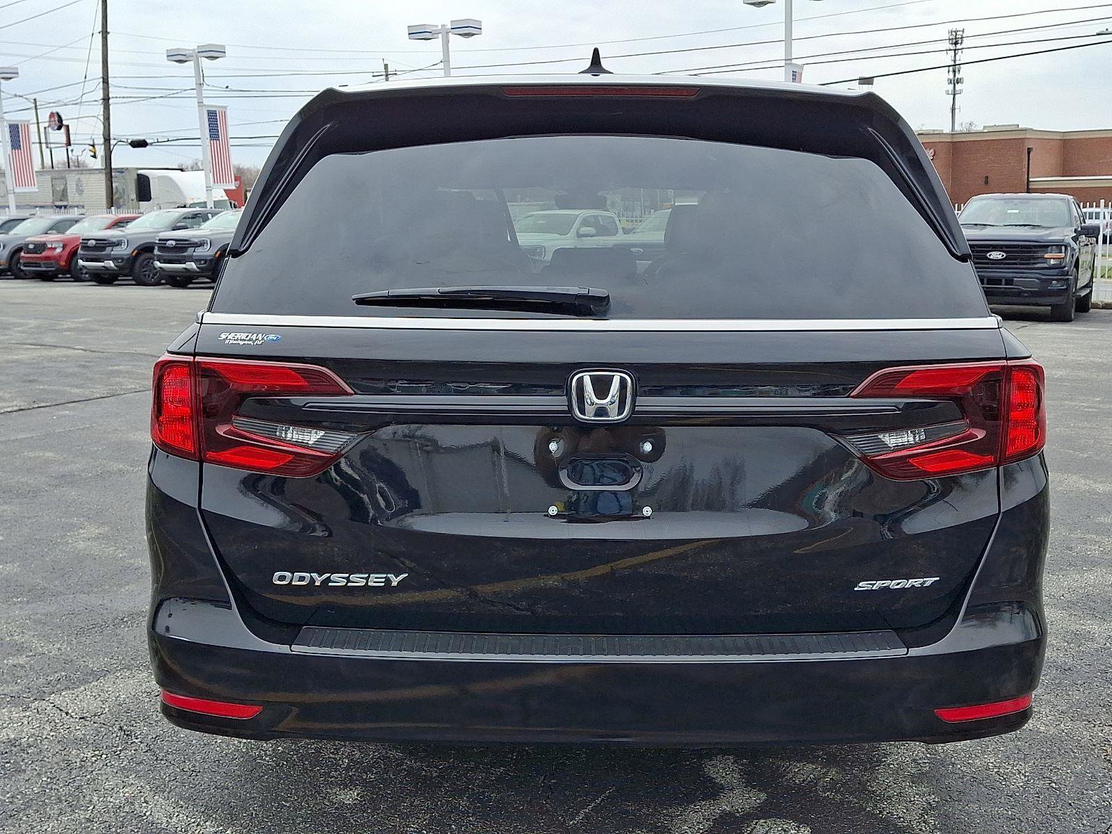 Used 2024 Honda Odyssey Sport image 5