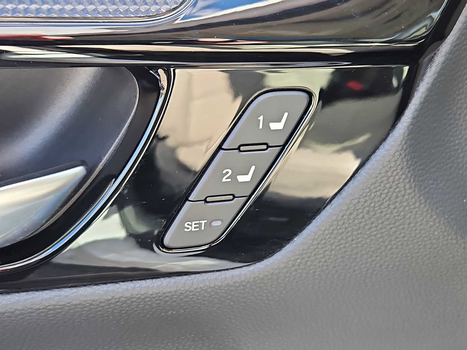 Certified 2024 Honda CR-V EX-L image 12