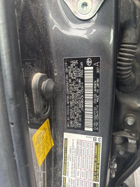 Used 2019 Toyota C-HR XLE image 7