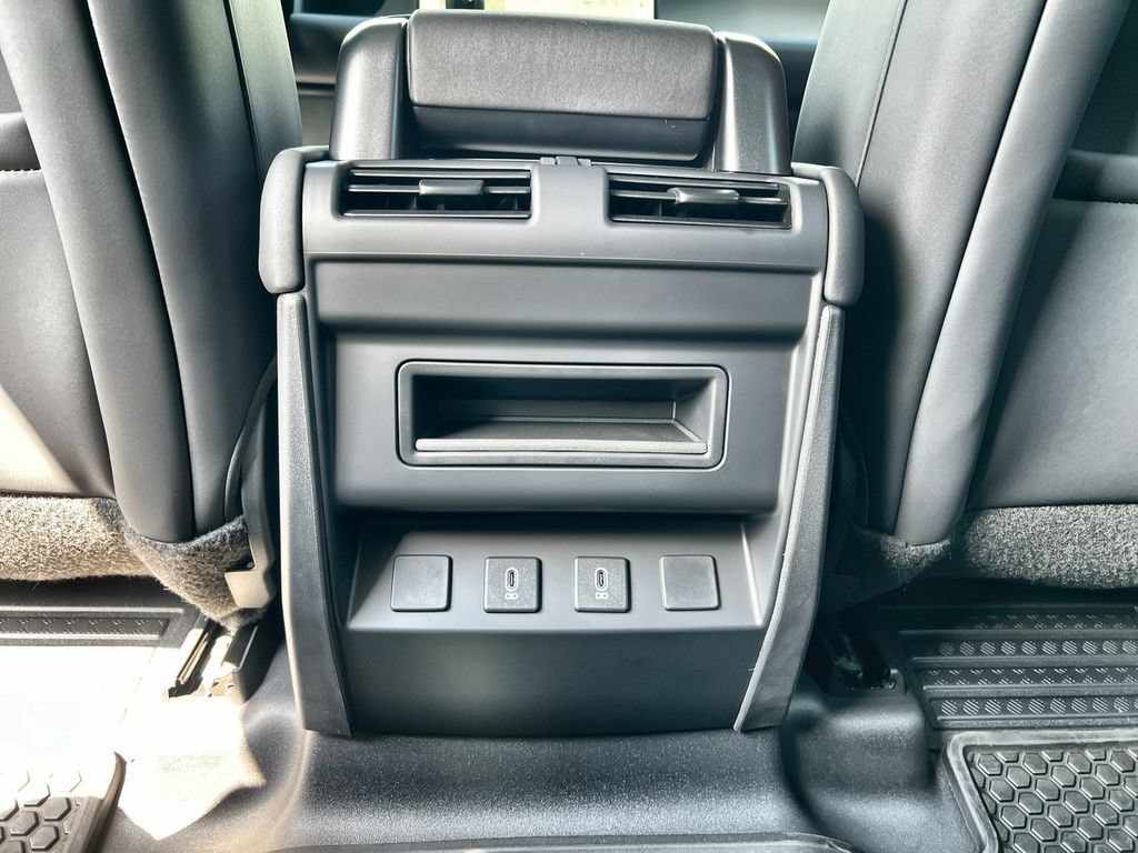 New 2026 Land Rover Defender 110 S AWD/4WD image 16