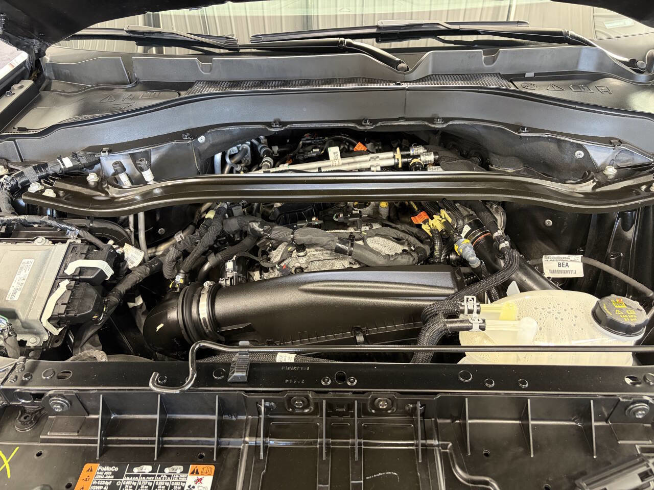 Used 2025 Ford Explorer ST-Line w/ ST-Line Street Pack image 42