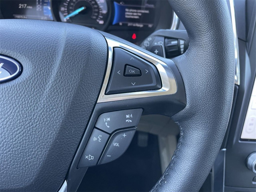 Used 2021 Ford Edge Titanium w/ Equipment Group 301A image 27