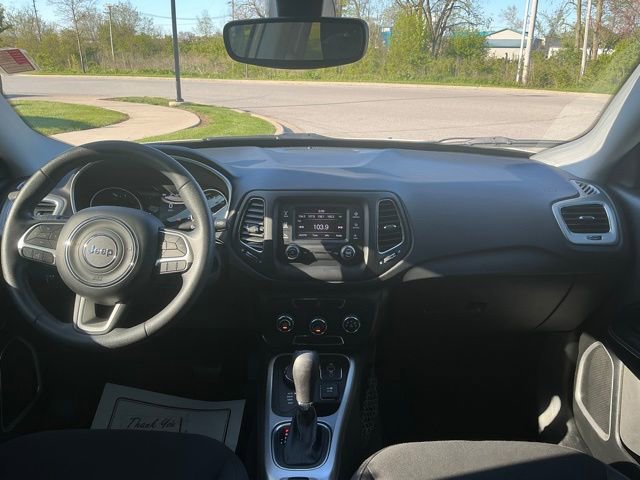 Used 2018 Jeep Compass Sport AWD/4WD image 21