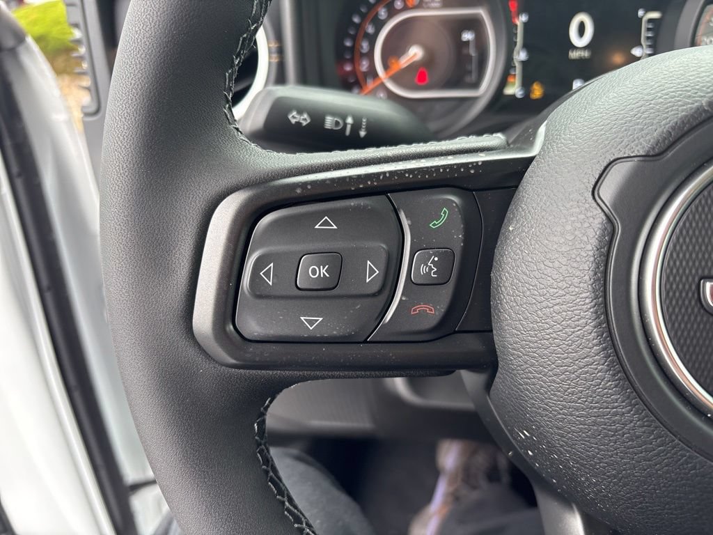 New 2026 Jeep Gladiator Sport AWD/4WD image 25