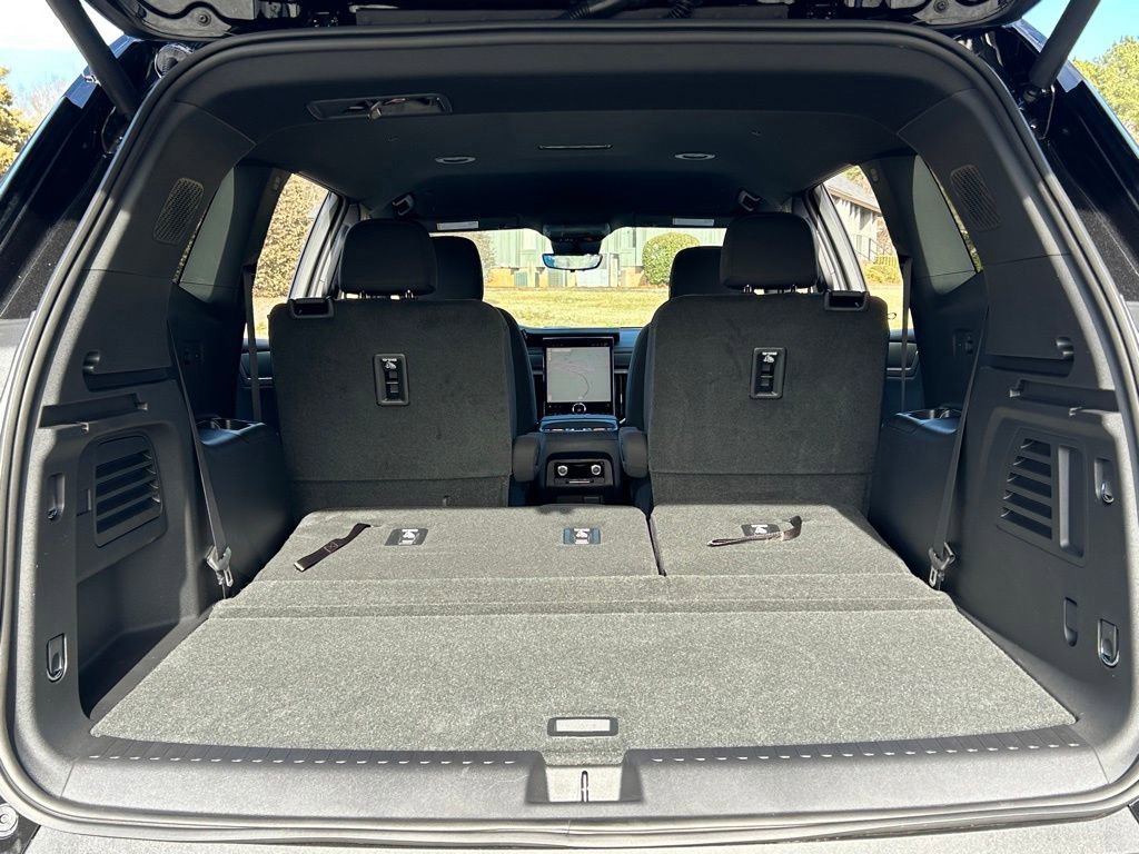 New 2026 GMC Acadia Elevation image 40