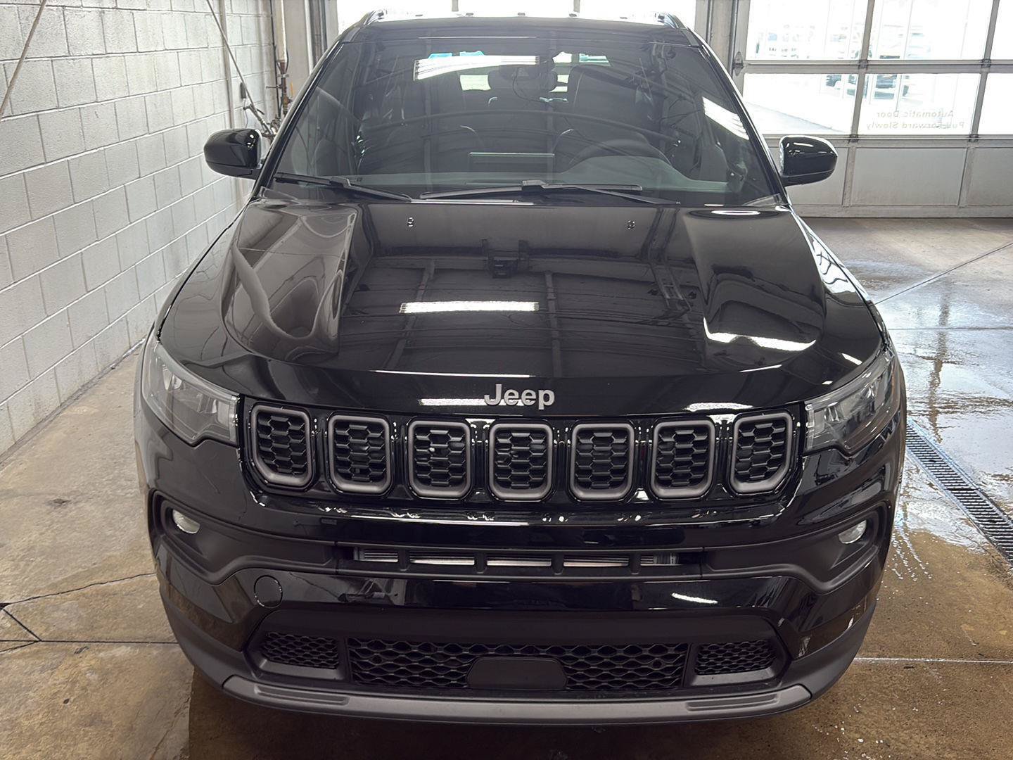 New 2026 Jeep Compass Latitude AWD/4WD image 38