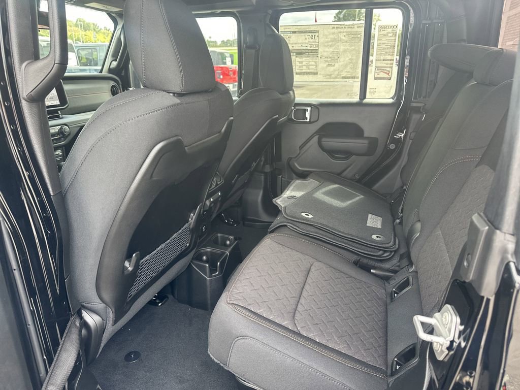 New 2025 Jeep Gladiator Mojave image 31