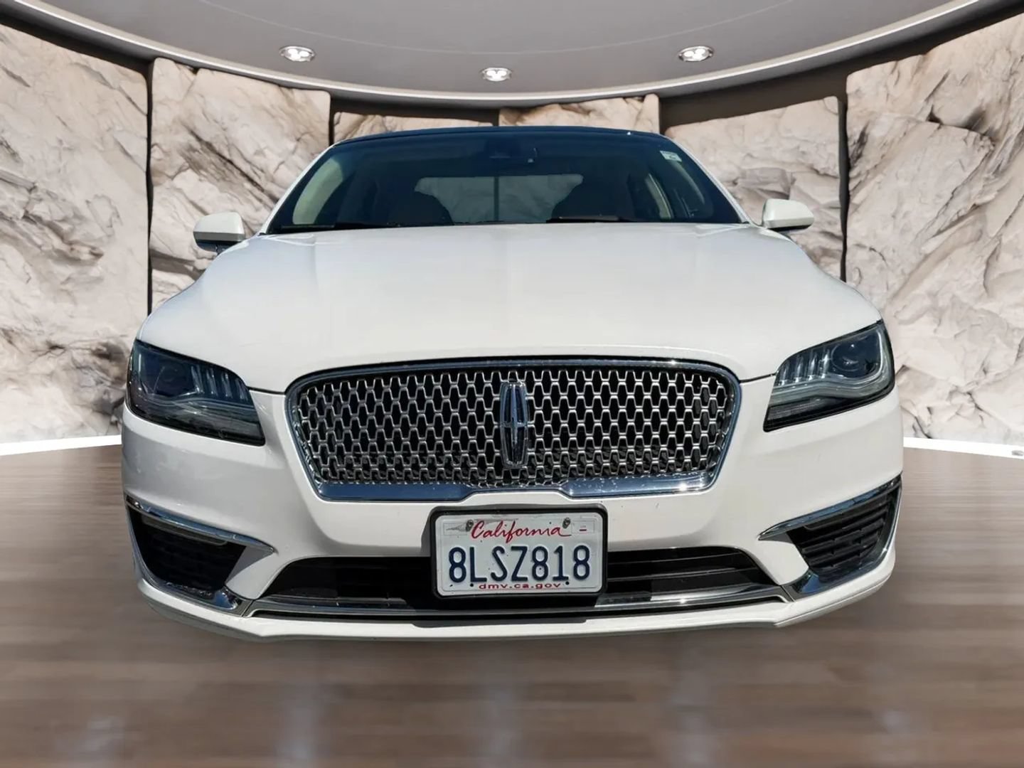 Used 2017 Lincoln MKZ Reserve w/ Climate Package FWD image 2