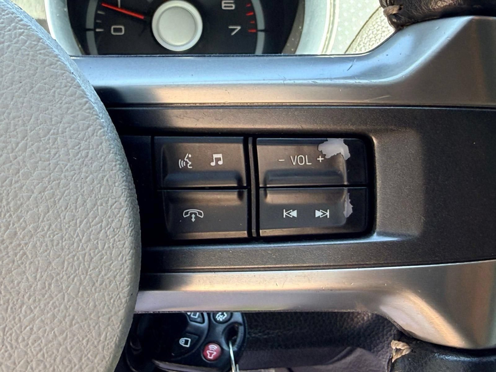 Used 2010 Ford Mustang Shelby GT500 RWD image 36
