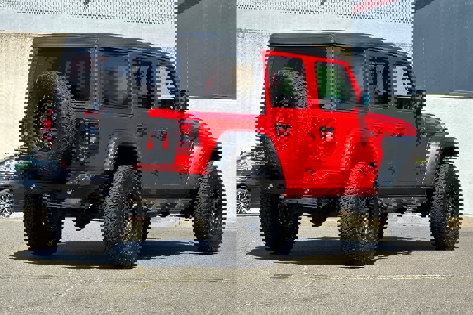 Used 2018 Jeep Wrangler Unlimited Sport S video 2