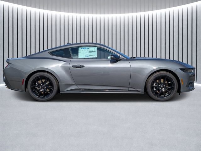 New 2025 Ford Mustang Coupe video 2