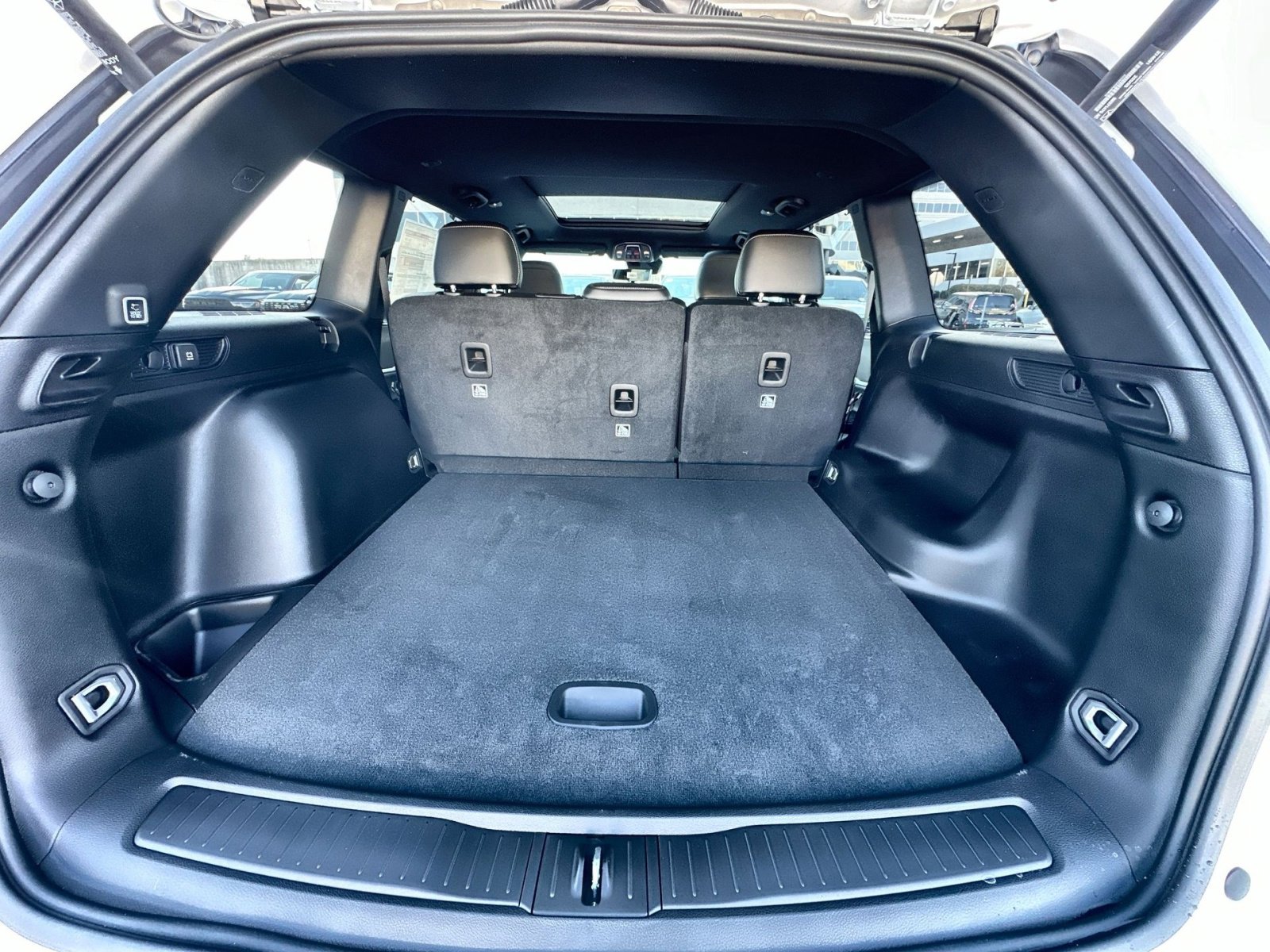 New 2025 Jeep Grand Cherokee Limited w/ Luxury Tech Group II image 26