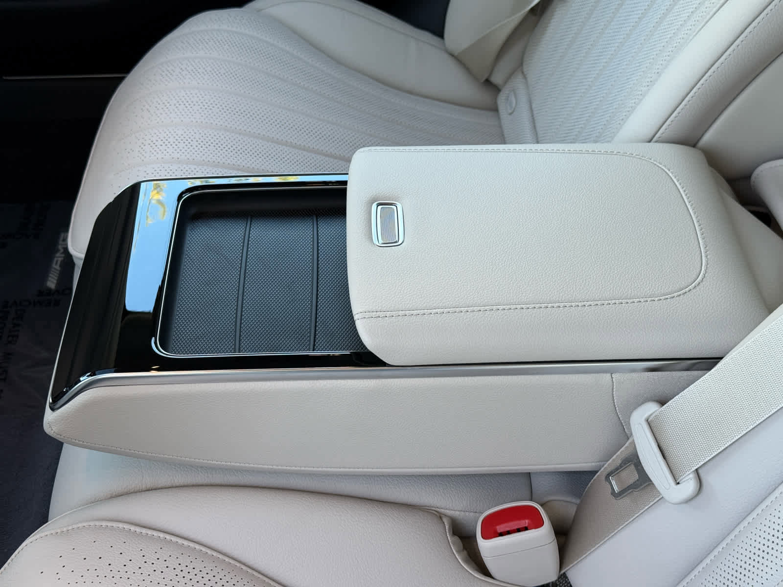 New 2026 Mercedes-Benz S 500 4MATIC image 33