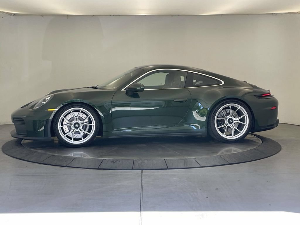 Certified 2026 Porsche 911 GT3 RWD image 2