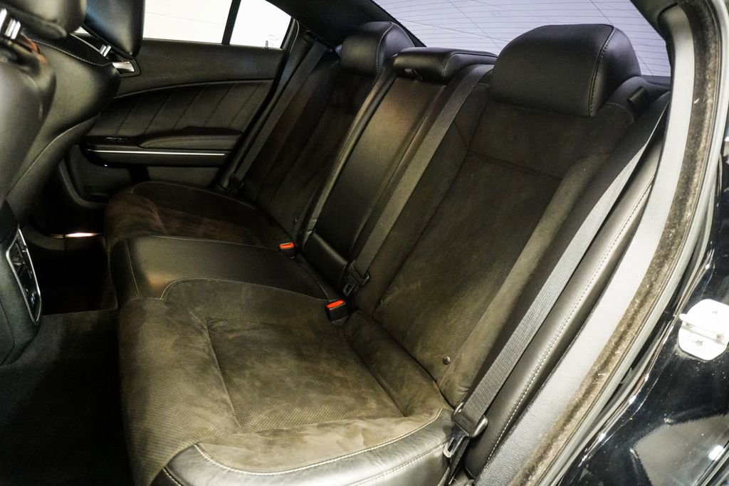 Used 2017 Dodge Charger R/T Scat Pack RWD image 8