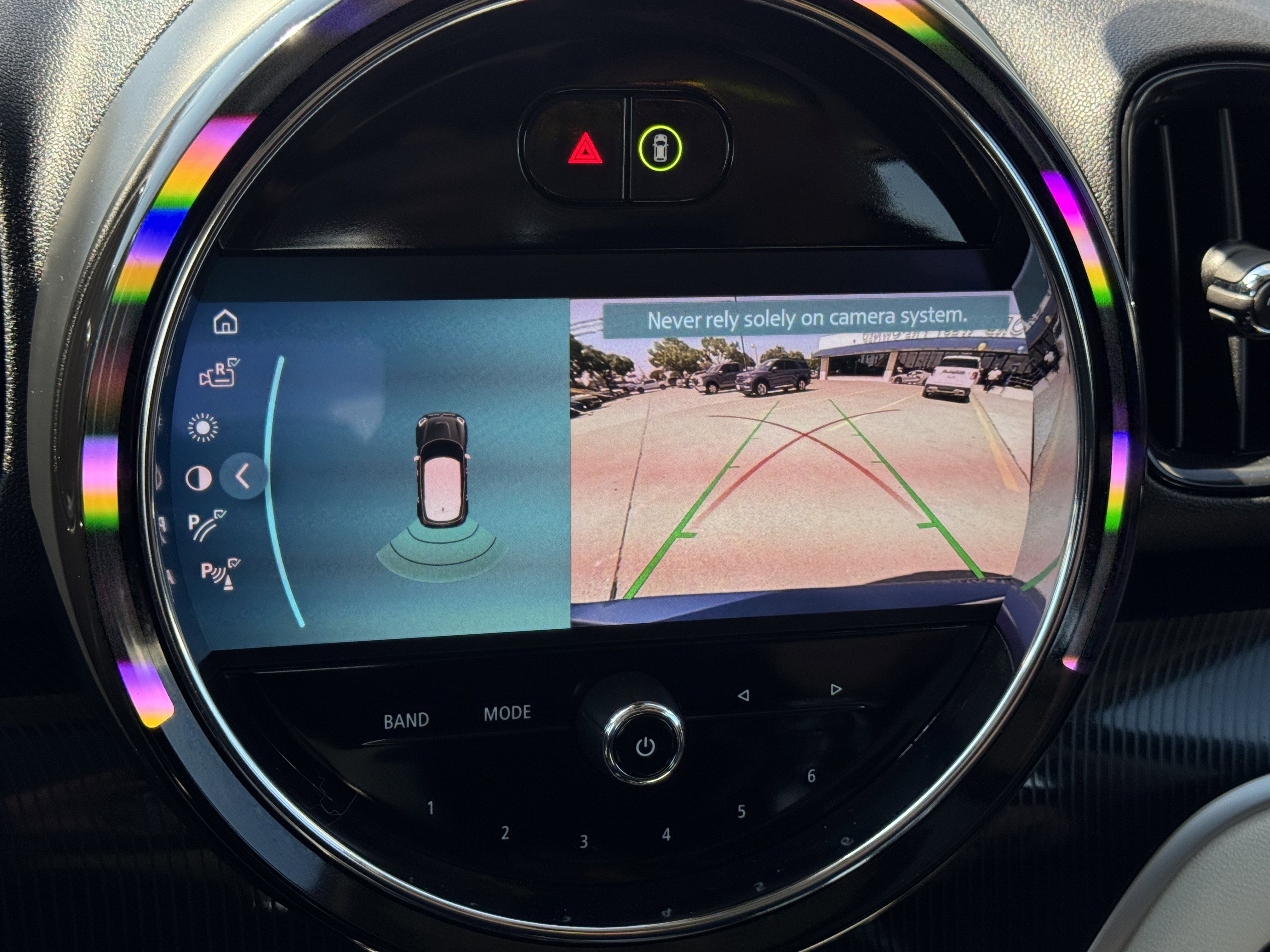 Used 2024 MINI Cooper Countryman S w/ Premium Package image 28