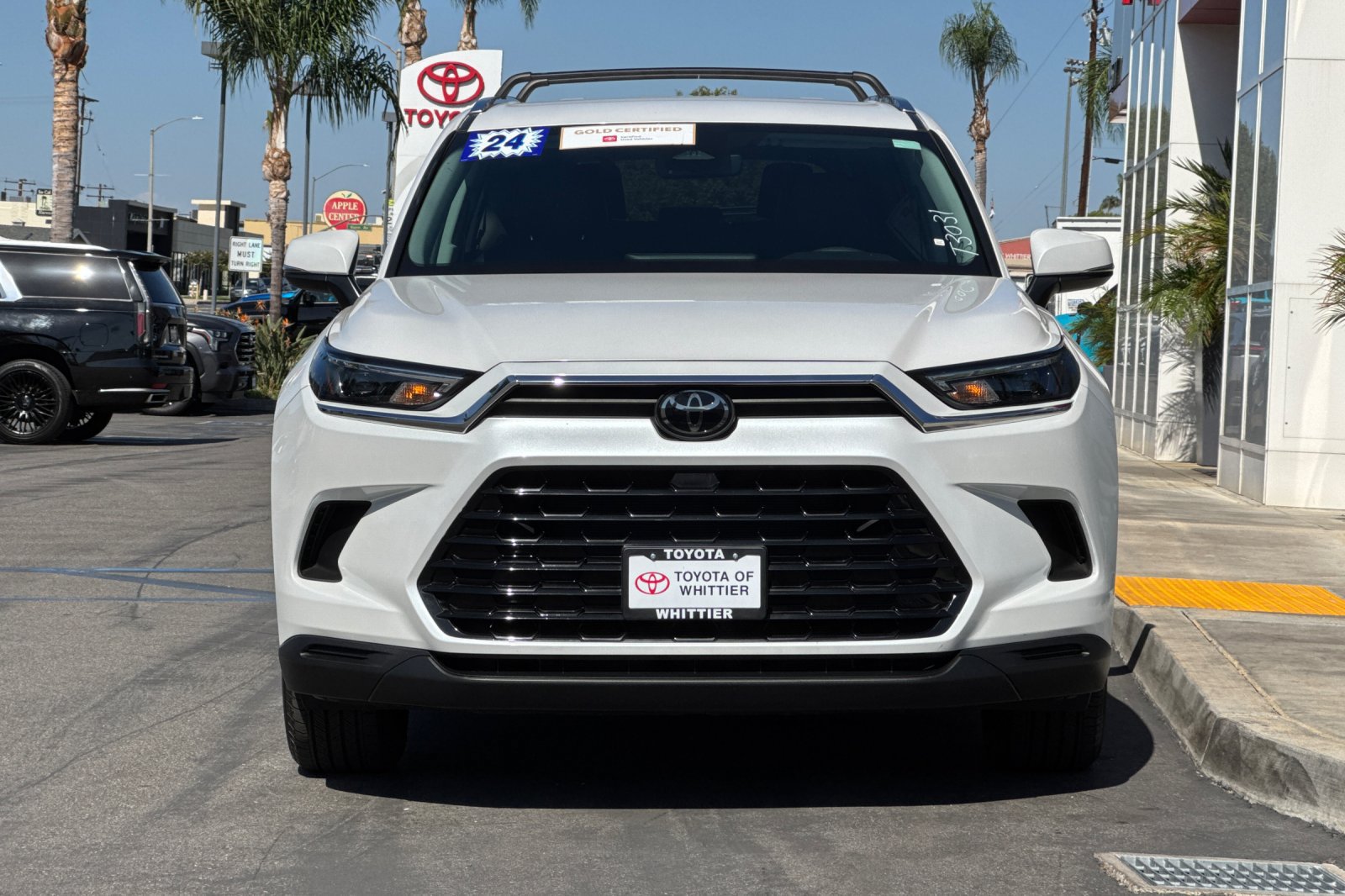 Certified 2024 Toyota Grand Highlander FWD image 11