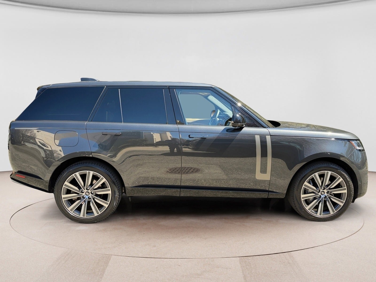 Certified 2023 Land Rover Range Rover SE image 6
