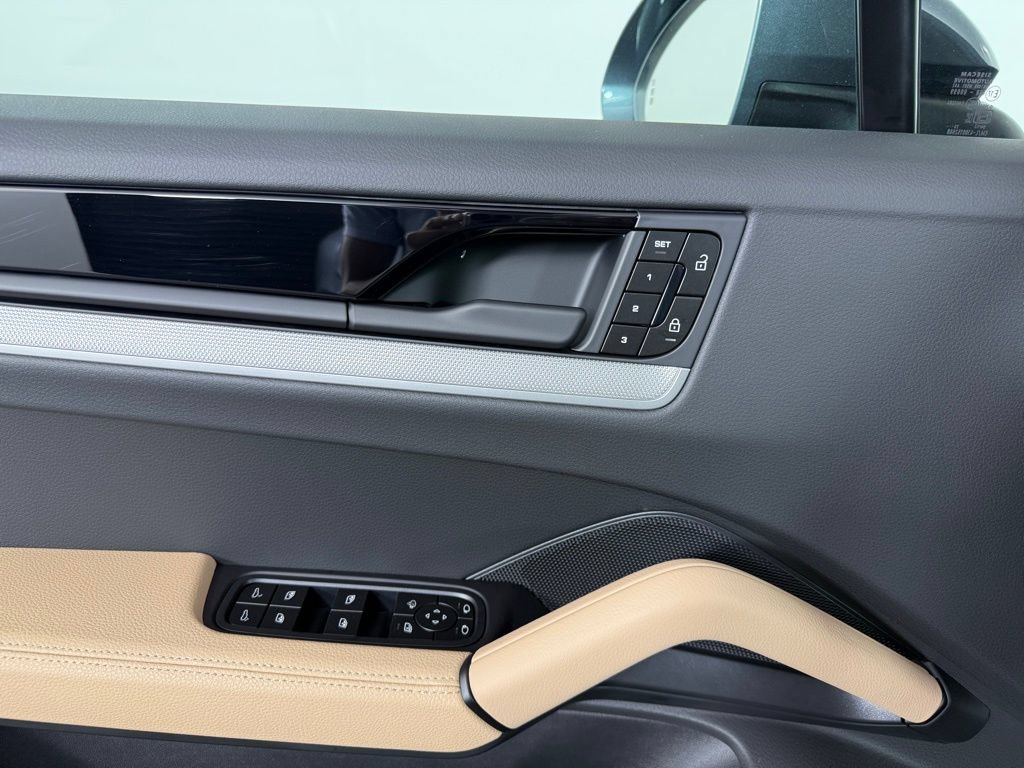 New 2026 Porsche Cayenne AWD/4WD image 20
