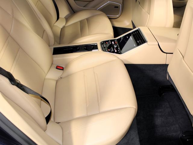 Certified 2023 Porsche Panamera 4 Platinum Edition image 29