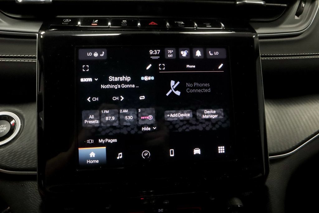 Used 2023 Jeep Grand Cherokee L Laredo w/ Luxury Tech Group I AWD/4WD image 3