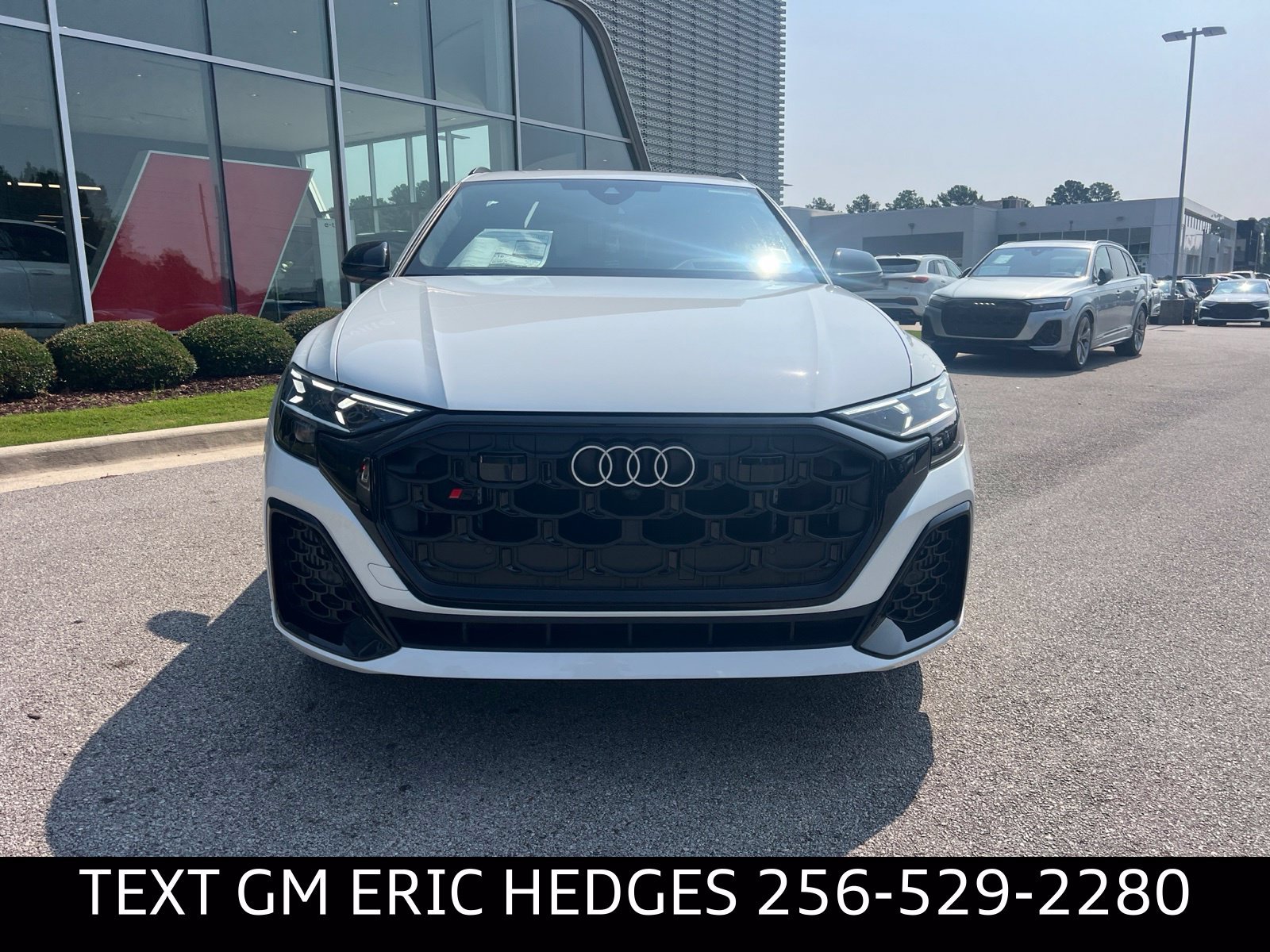 New 2026 Audi SQ8 Prestige AWD/4WD image 2