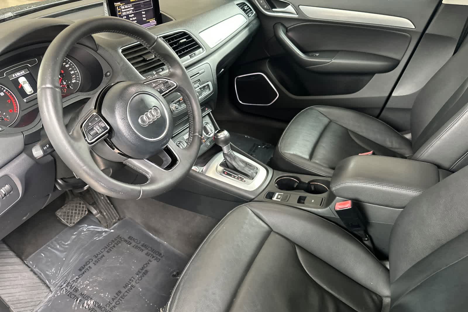 Used 2015 Audi Q3 2.0T Prestige w/ Prestige Package image 11