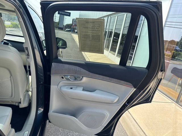 Certified 2024 Volvo XC90 B5 Plus w/ Protection Package Premier AWD/4WD image 12