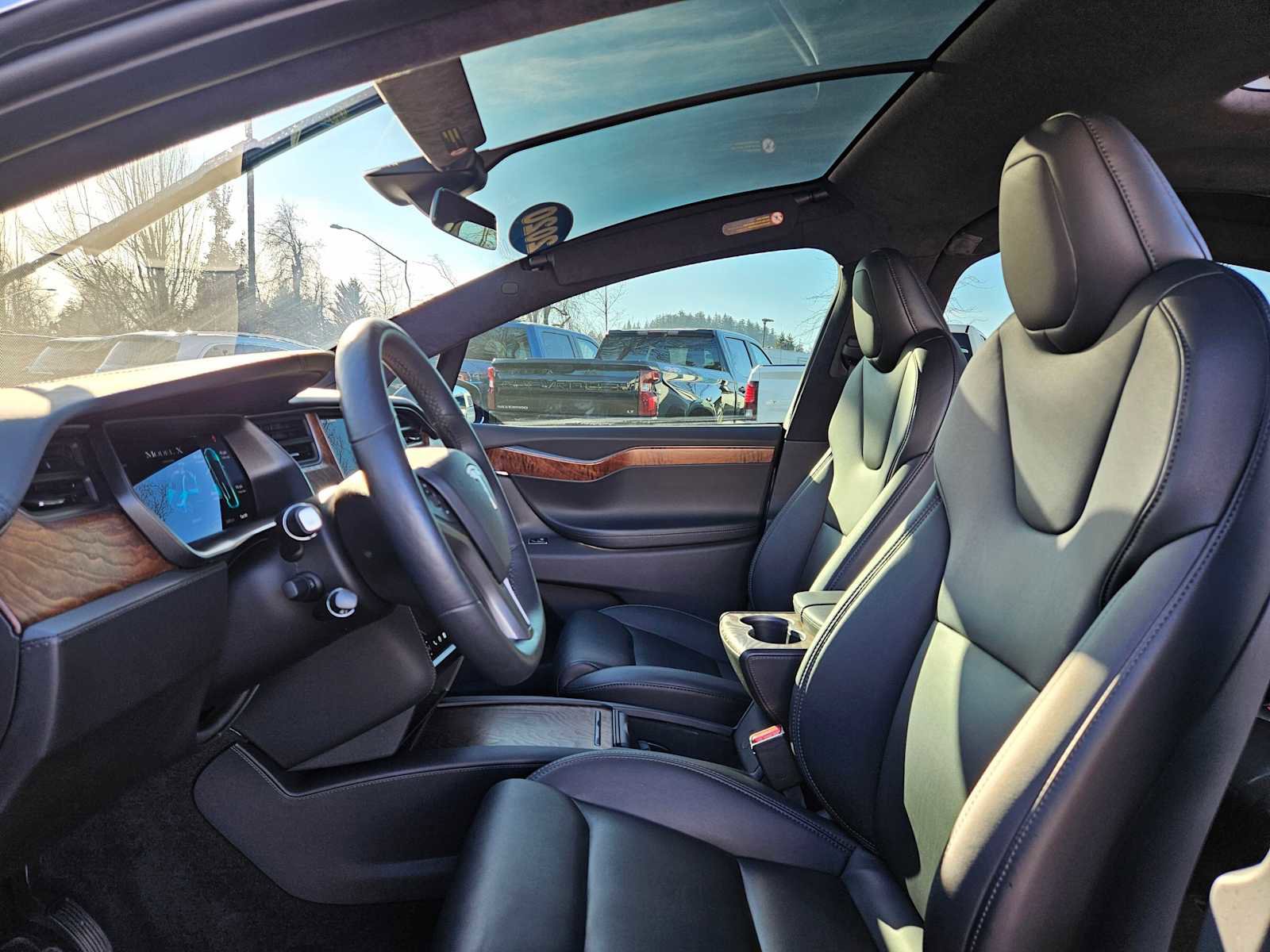 Used 2020 Tesla Model X Long Range image 23